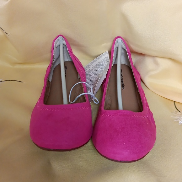 Women's Ballet Flat Bright Pink 7.5 USA 38.5 EUR Brand New - Picture 6 of 8